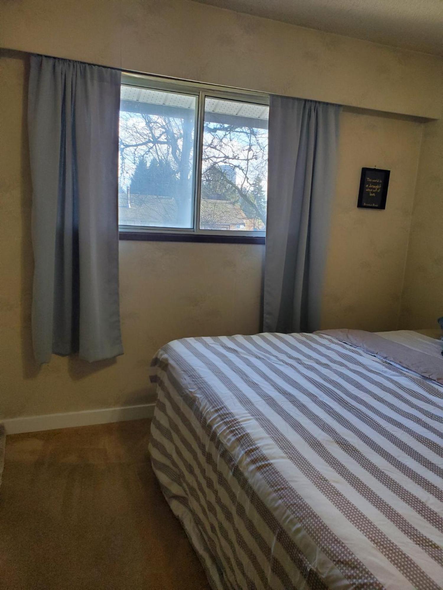 Farhad'S B&B อับบอทส์ฟอร์ด ภายนอก รูปภาพ