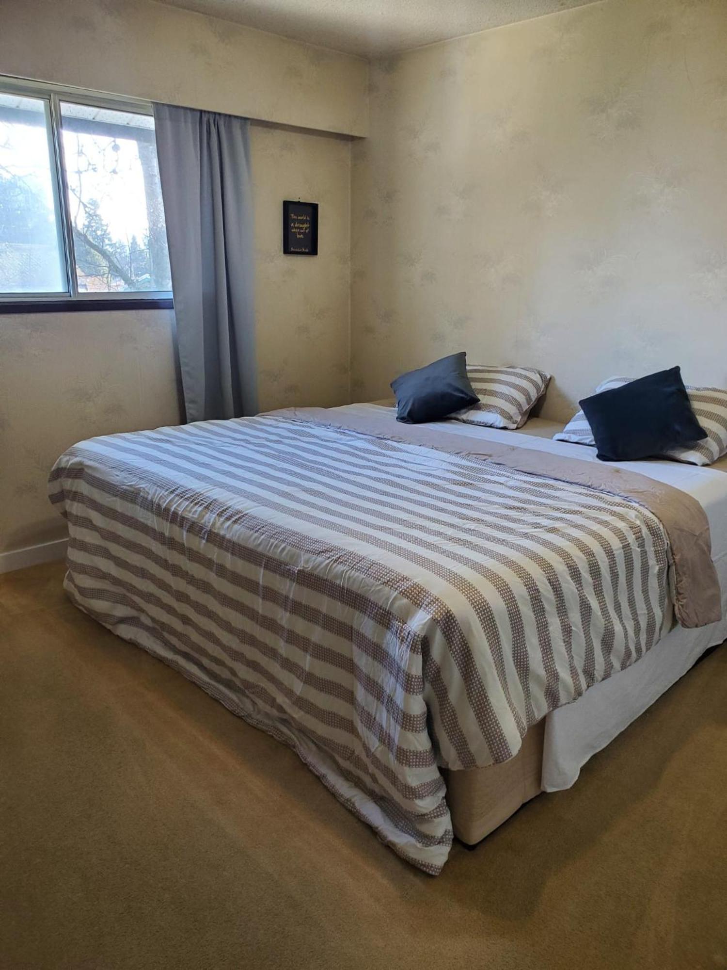 Farhad'S B&B อับบอทส์ฟอร์ด ภายนอก รูปภาพ