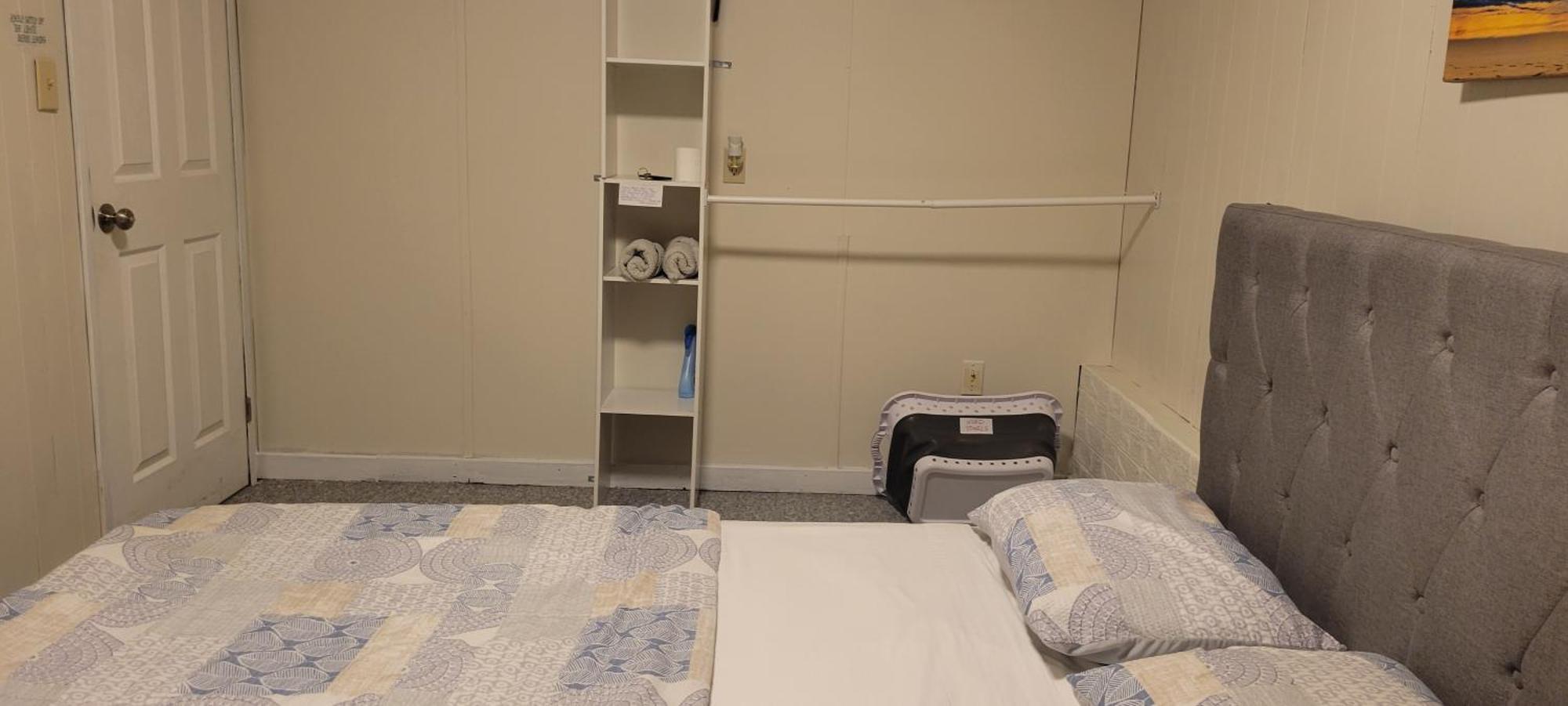 Farhad'S B&B อับบอทส์ฟอร์ด ภายนอก รูปภาพ
