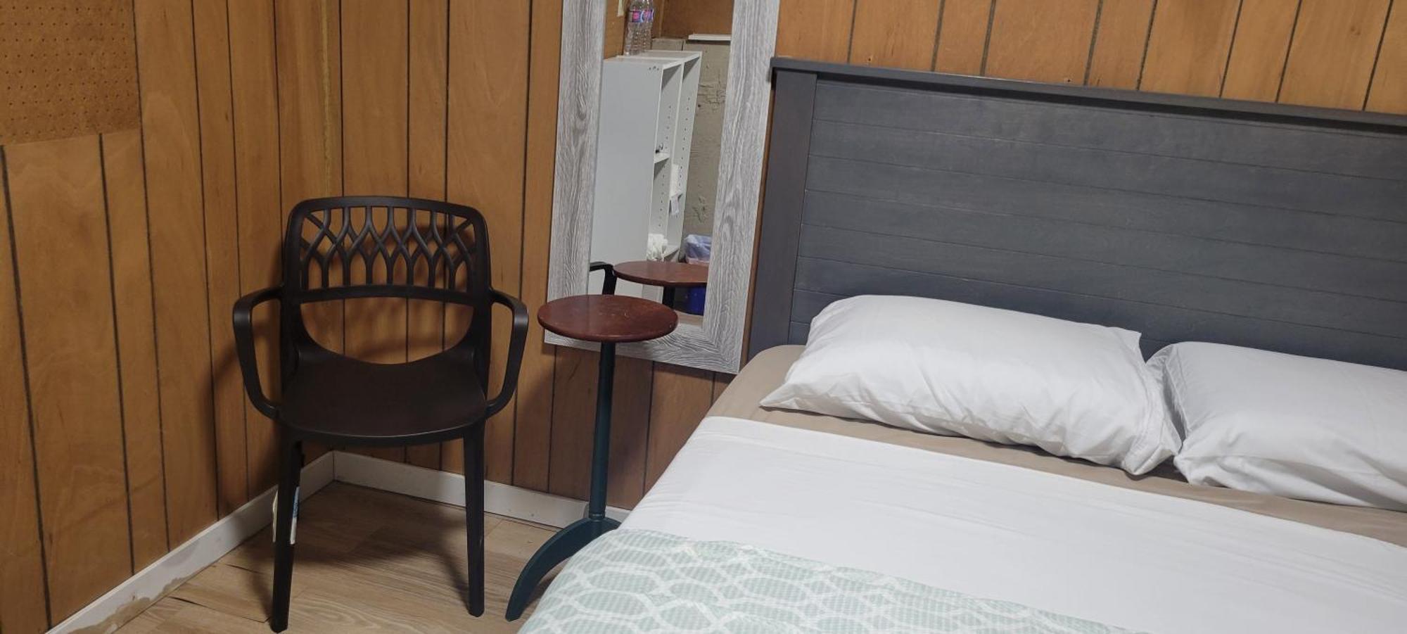 Farhad'S B&B อับบอทส์ฟอร์ด ภายนอก รูปภาพ